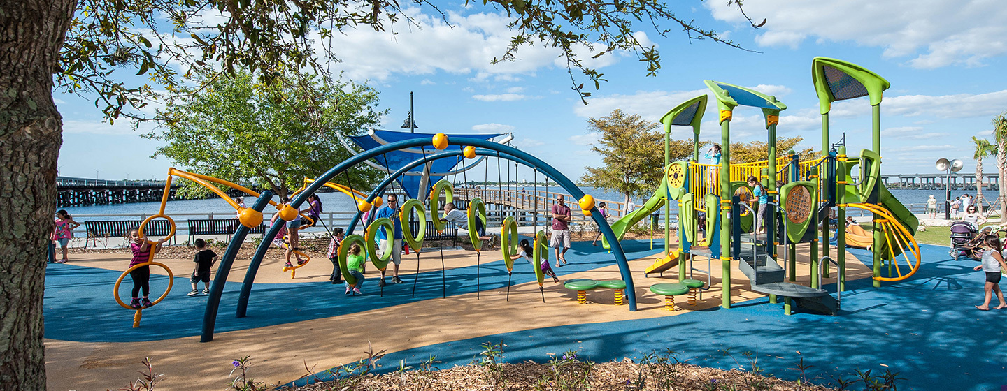 Bradenton Riverwalk - Modern Playground